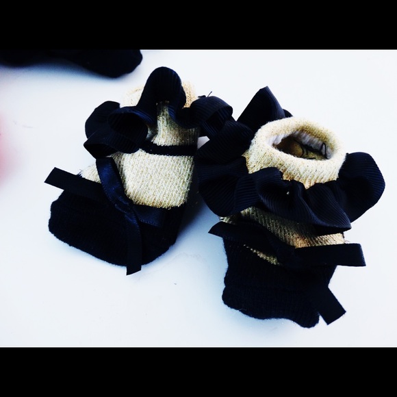 3 Pairs of Baby Socks - Picture 4 of 4